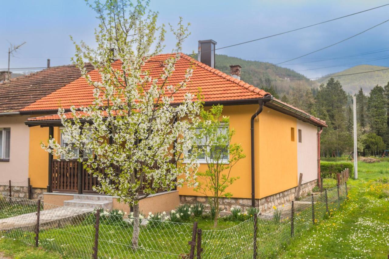 Apartman Olga Perucac Exterior photo